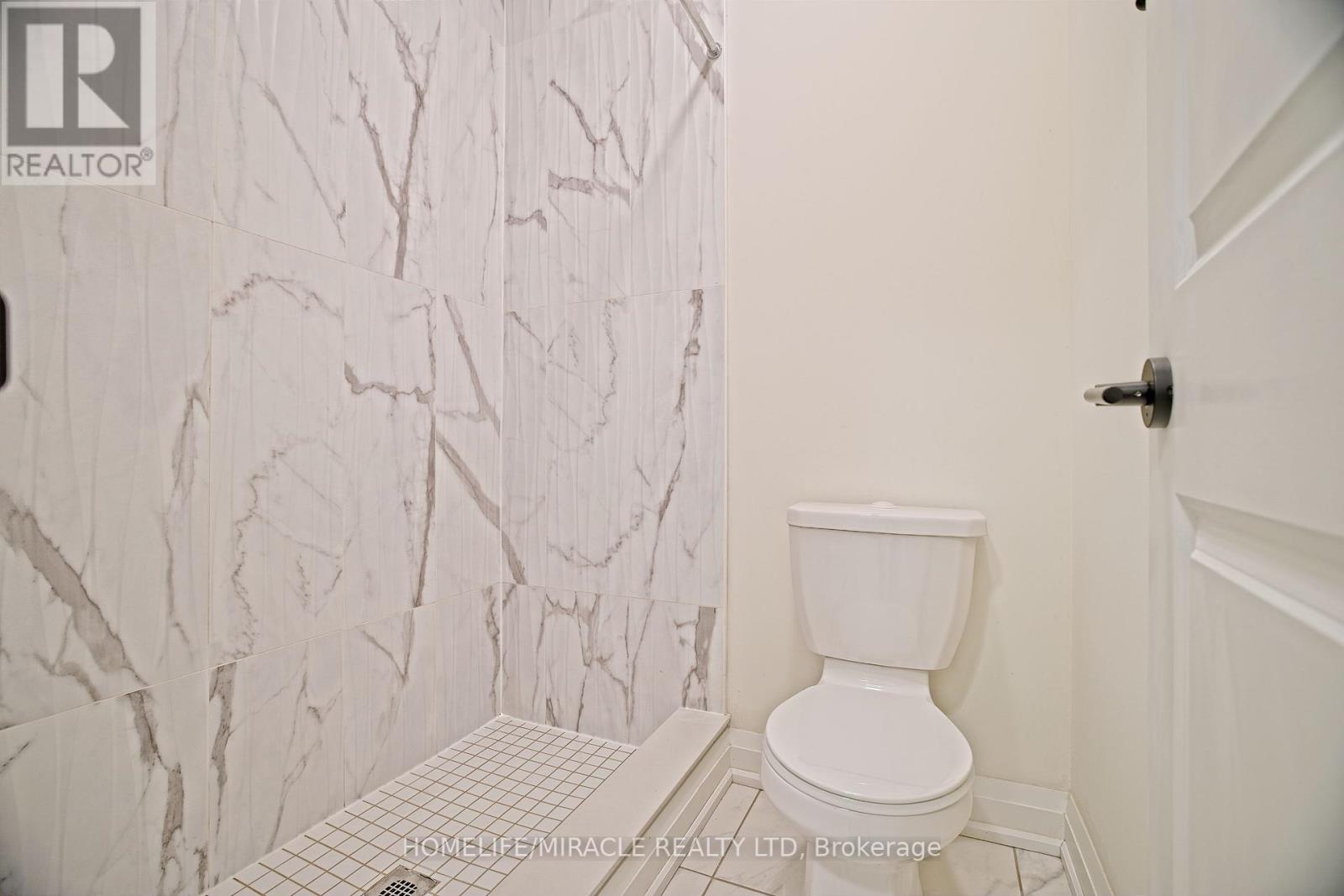 4 Bavenden Crescent, Brampton (Credit Valley), Ontario  L6X 0K7 - Photo 34 - W12213274