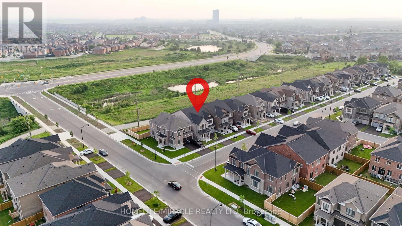 4 Bavenden Crescent, Brampton (Credit Valley), Ontario  L6X 0K7 - Photo 4 - W12213274