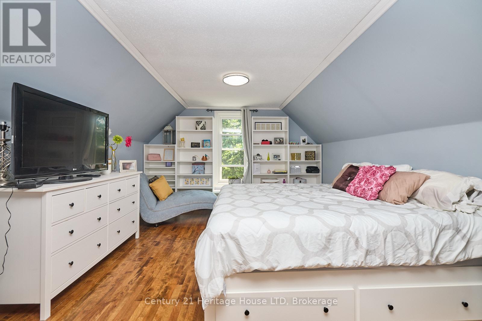 36 Afton Avenue, Welland (Lincoln/crowland), Ontario  L3B 1V5 - Photo 25 - X12213299