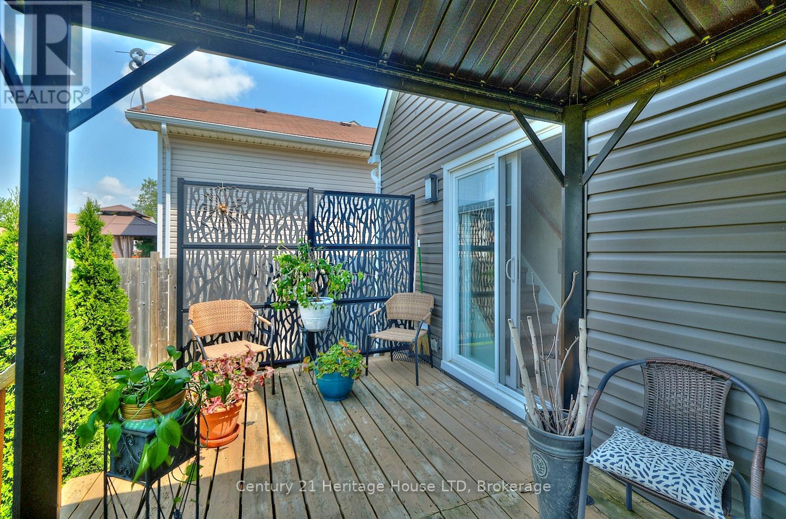36 Afton Avenue, Welland (Lincoln/crowland), Ontario  L3B 1V5 - Photo 38 - X12213299