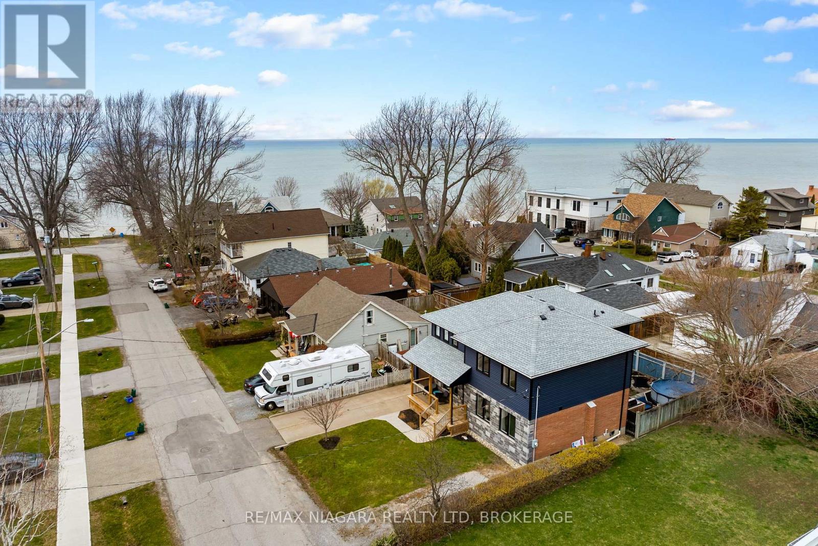 Property at 18 SHELLEY AVENUE image 2