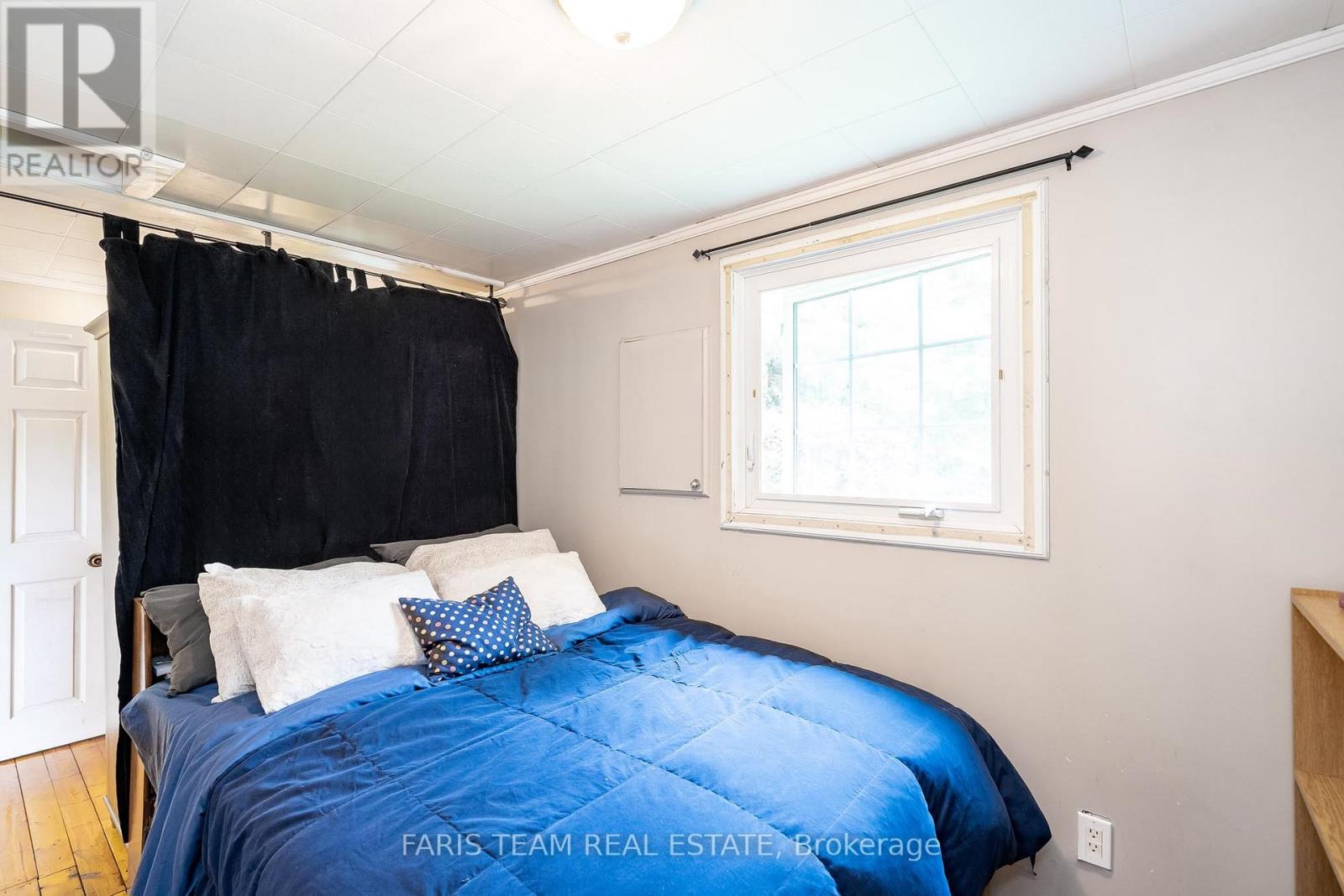 21 Stanley Road, Kawartha Lakes (Carden), Ontario  K0M 2T0 - Photo 11 - X12213072