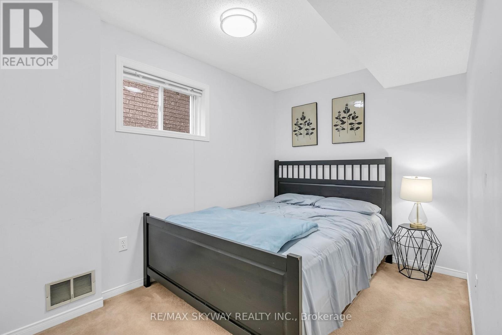 112 Karalee Crescent, Cambridge, Ontario  N3C 4H3 - Photo 30 - X12213075