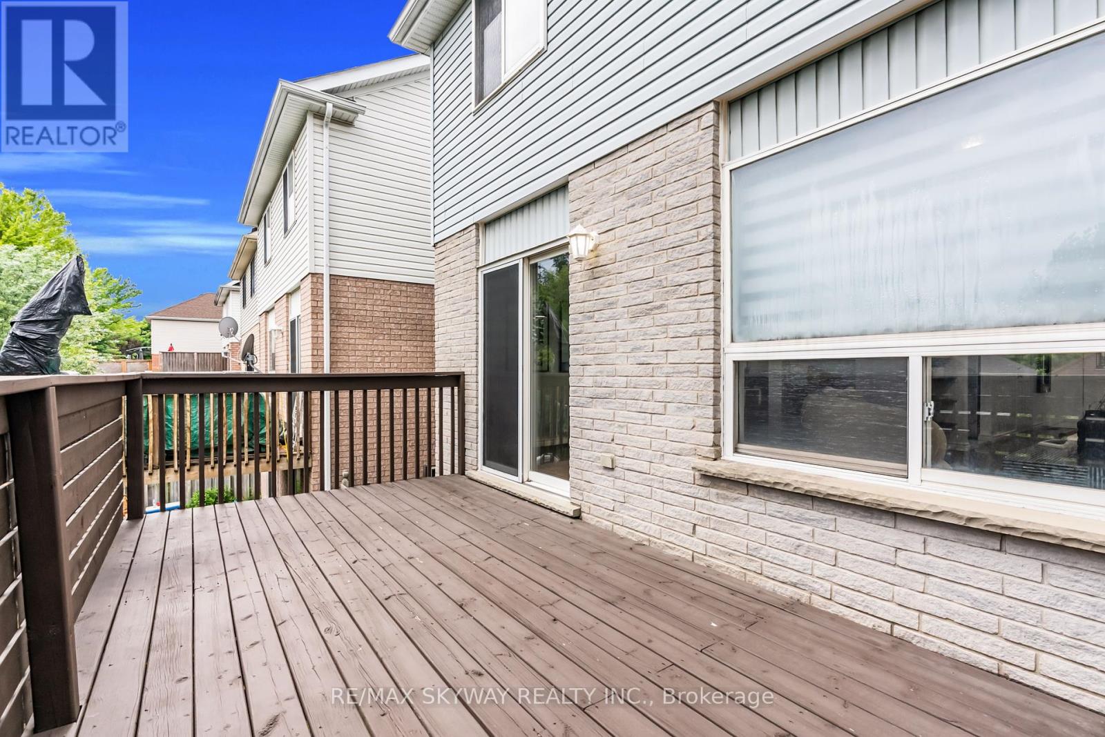 112 Karalee Crescent, Cambridge, Ontario  N3C 4H3 - Photo 36 - X12213075