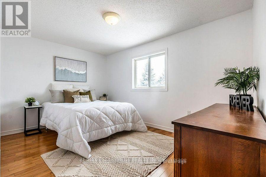 62 Spadara Drive, Hamilton, Ontario  L9B 2K3 - Photo 23 - X12213105