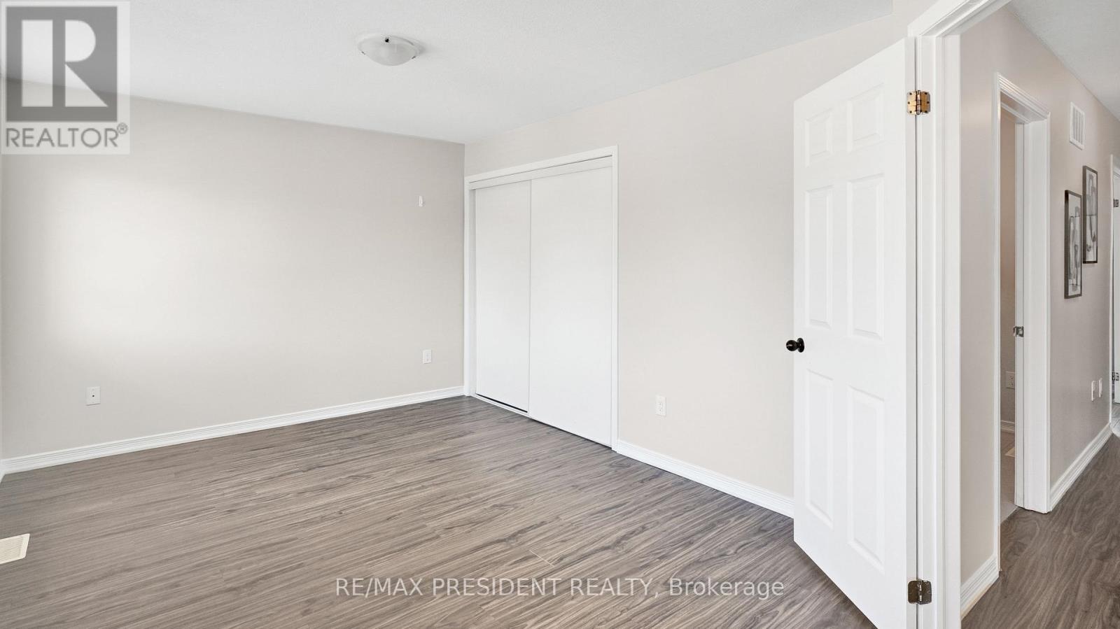 7701 Black Maple Drive, Niagara Falls, Ontario  L2H 0N7 - Photo 23 - X12213116
