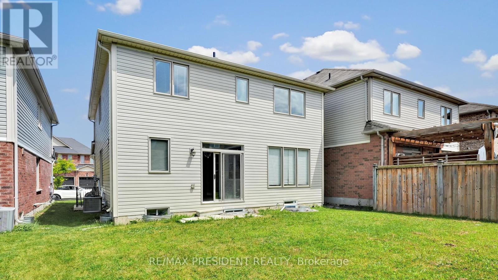 7701 Black Maple Drive, Niagara Falls, Ontario  L2H 0N7 - Photo 34 - X12213116