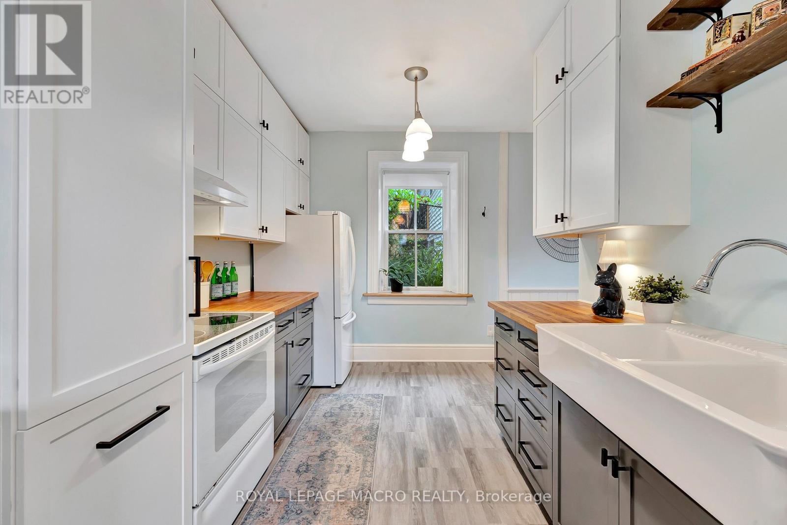 1725 Franklin Boulevard, Cambridge, Ontario  N3C 1N7 - Photo 10 - X12213230