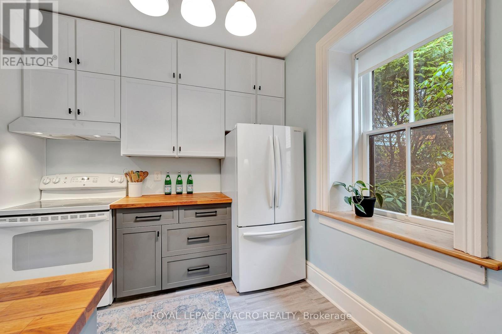 1725 Franklin Boulevard, Cambridge, Ontario  N3C 1N7 - Photo 12 - X12213230