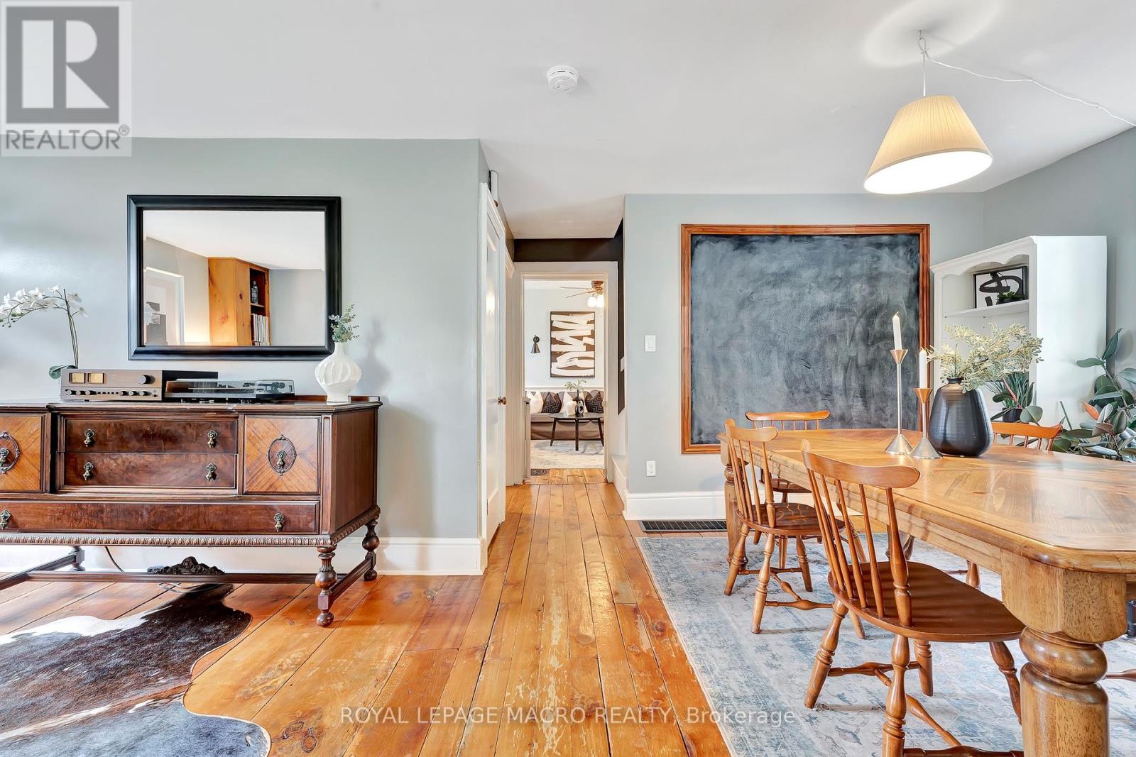 1725 Franklin Boulevard, Cambridge, Ontario  N3C 1N7 - Photo 6 - X12213230