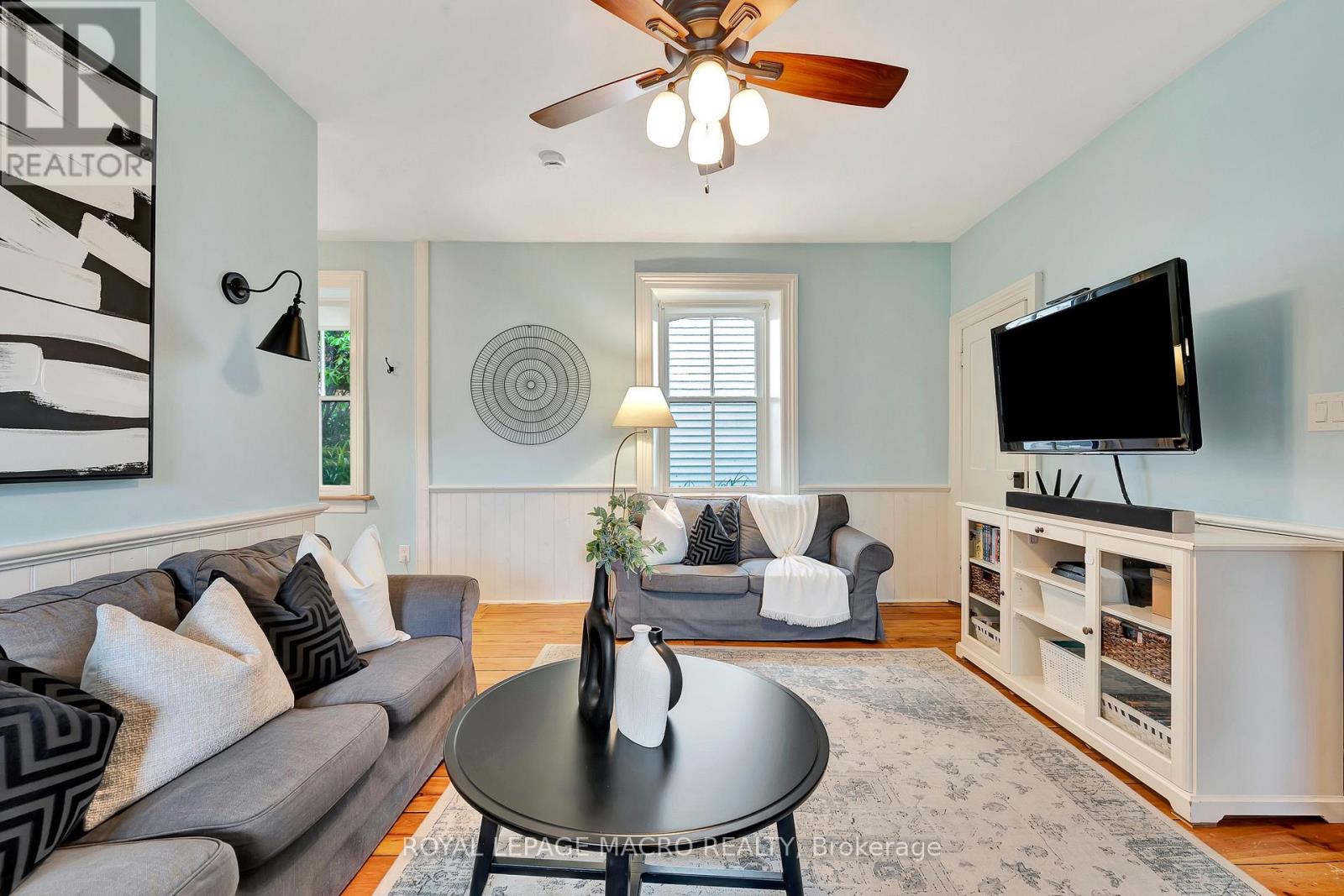 1725 Franklin Boulevard, Cambridge, Ontario  N3C 1N7 - Photo 8 - X12213230