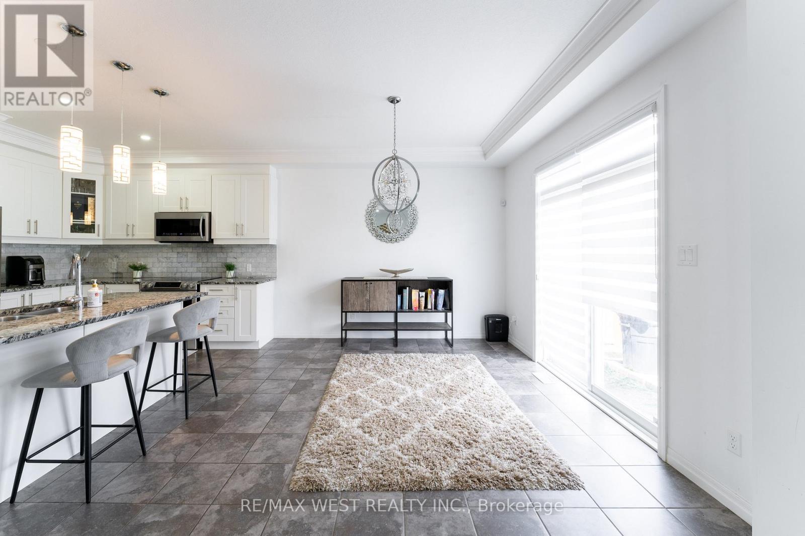 301 Freure Drive, Cambridge, Ontario  N1S 0B5 - Photo 15 - X12213239
