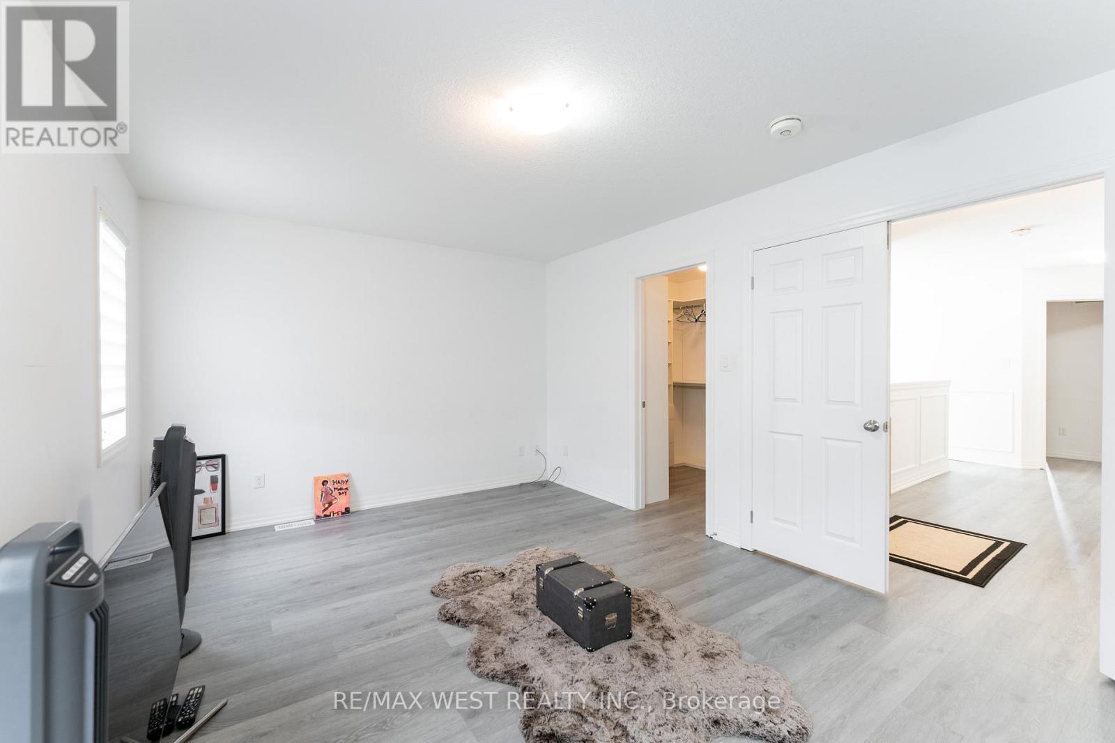 301 Freure Drive, Cambridge, Ontario  N1S 0B5 - Photo 23 - X12213239