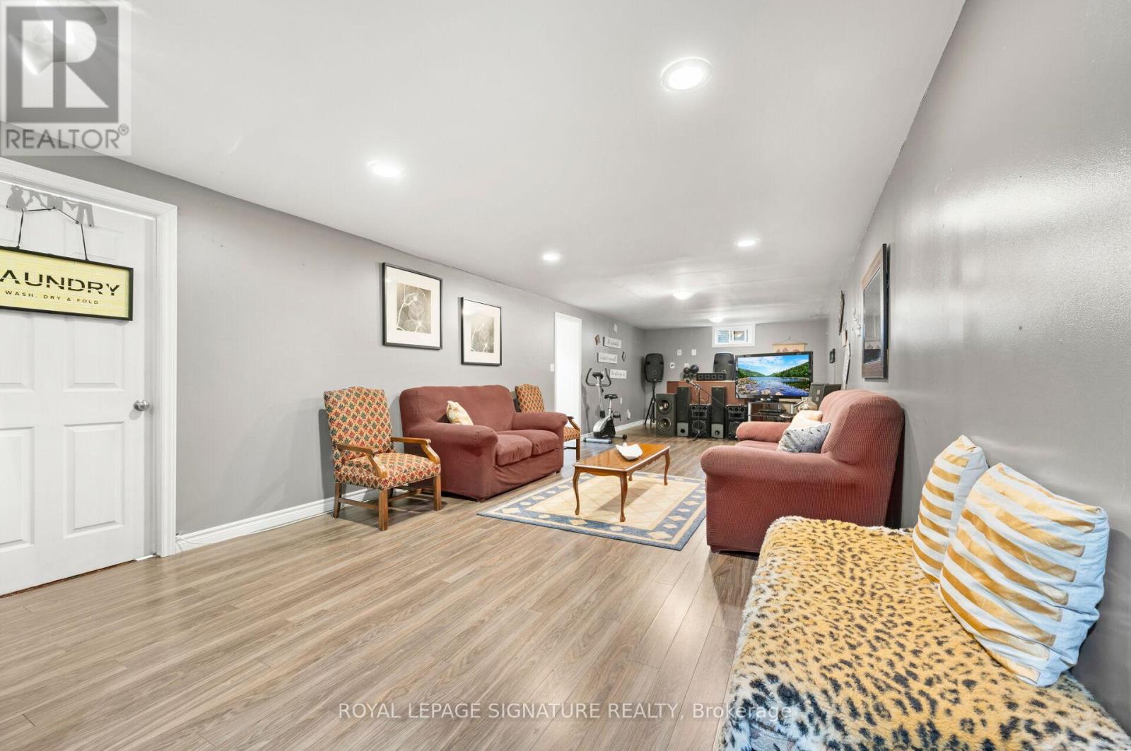3 Kamps Crescent, Tillsonburg, Ontario  N4G 5H8 - Photo 22 - X12213271