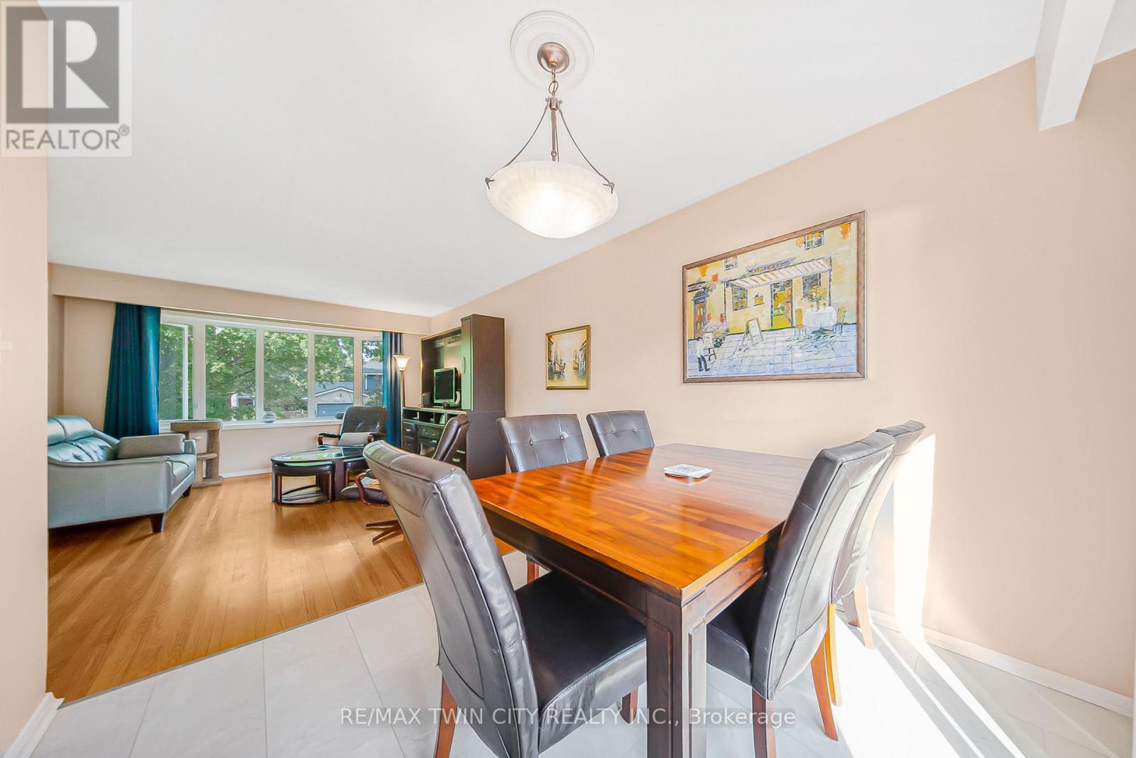 36 Nicklin Crescent, Guelph, Ontario  N1H 5E9 - Photo 12 - X12213289