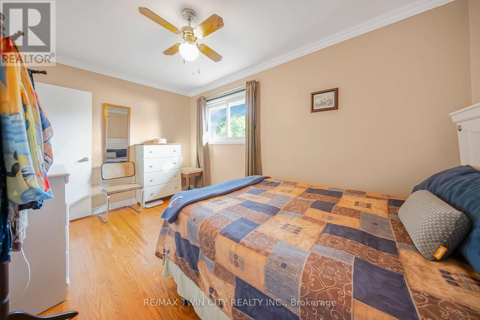 36 Nicklin Crescent, Guelph, Ontario  N1H 5E9 - Photo 20 - X12213289