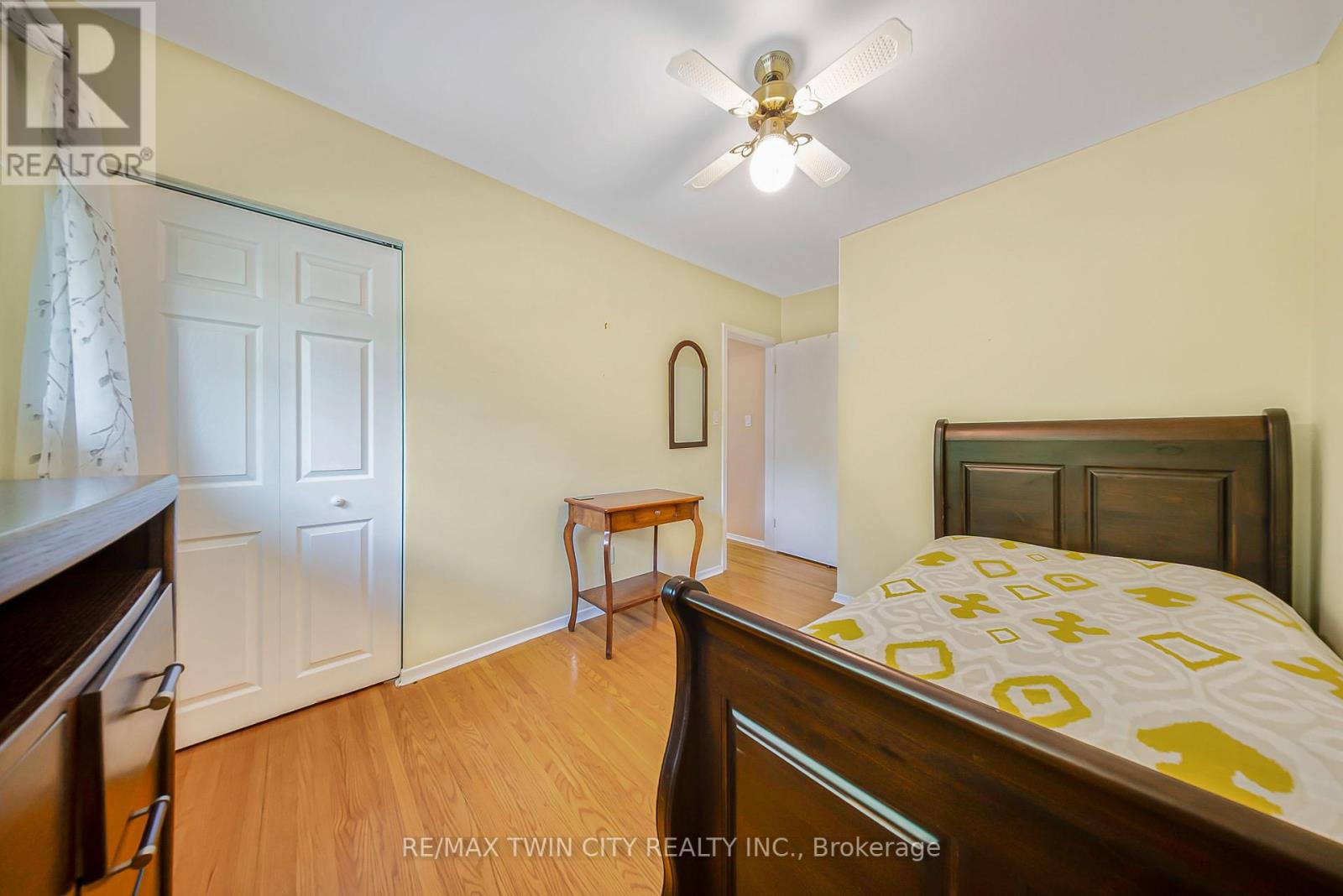 36 Nicklin Crescent, Guelph, Ontario  N1H 5E9 - Photo 23 - X12213289