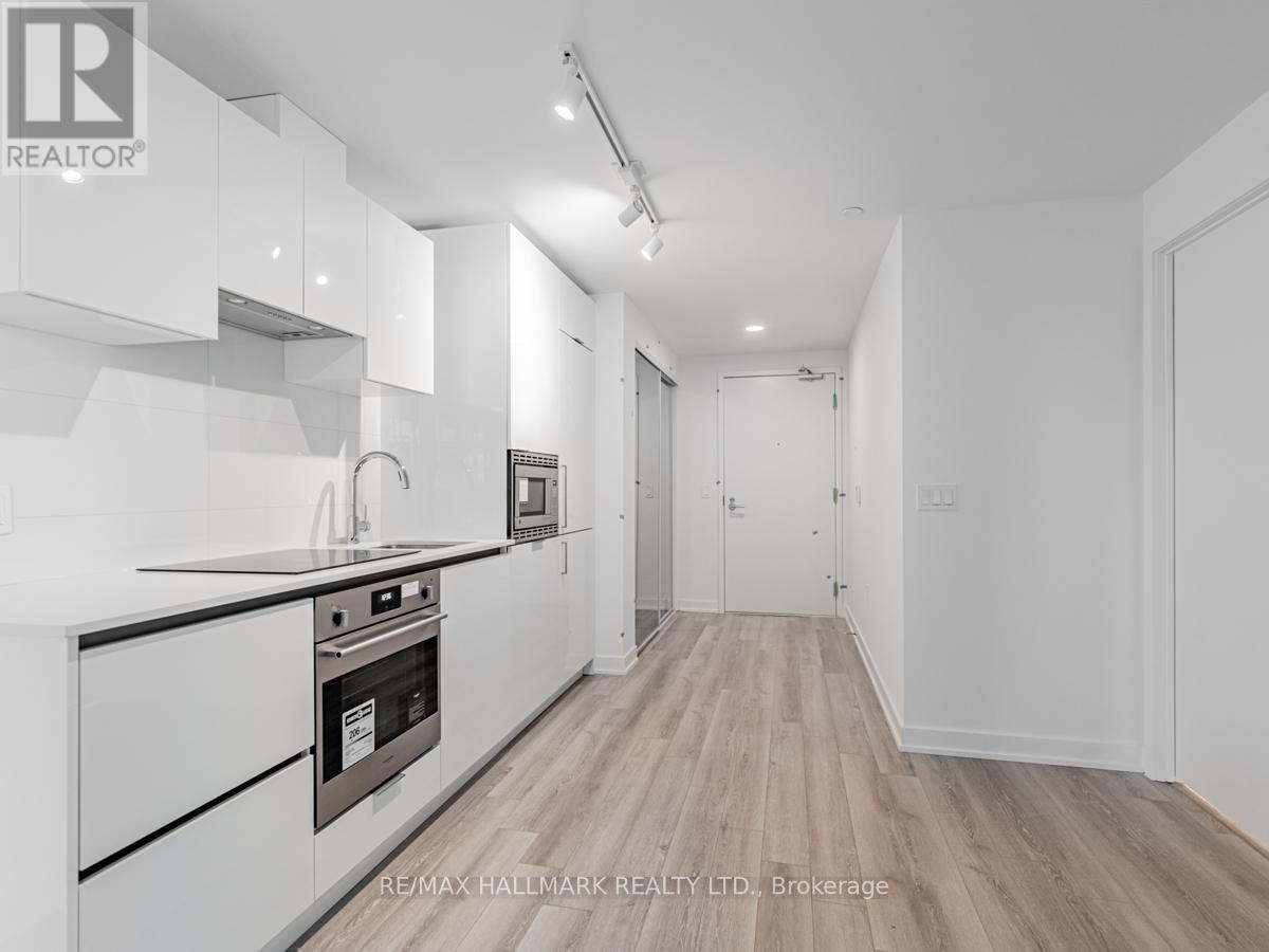 2411 - 230 Simcoe Street, Toronto, Ontario  M5T 0E2 - Photo 11 - C12143735