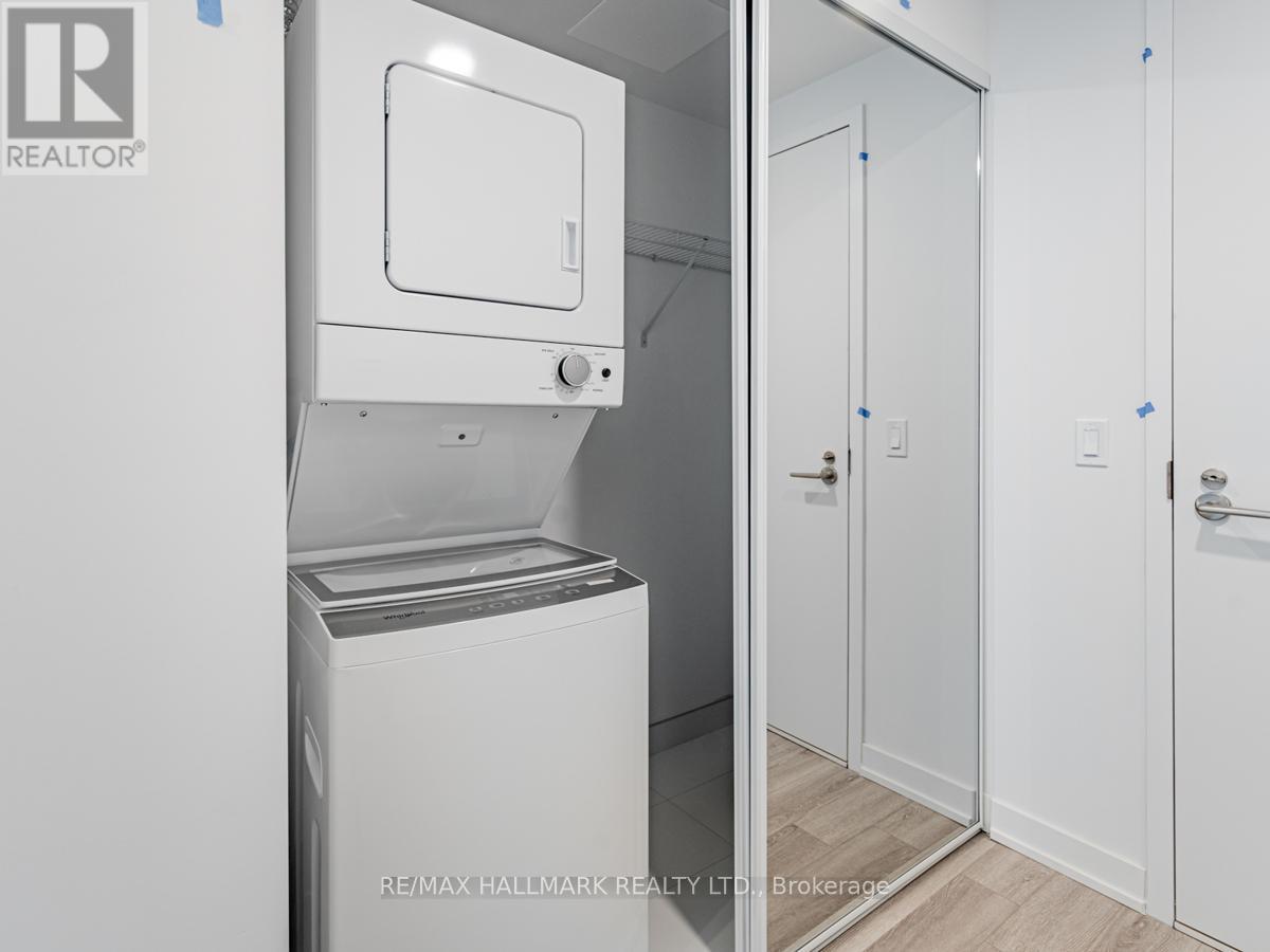 2411 - 230 Simcoe Street, Toronto, Ontario  M5T 0E2 - Photo 24 - C12143735