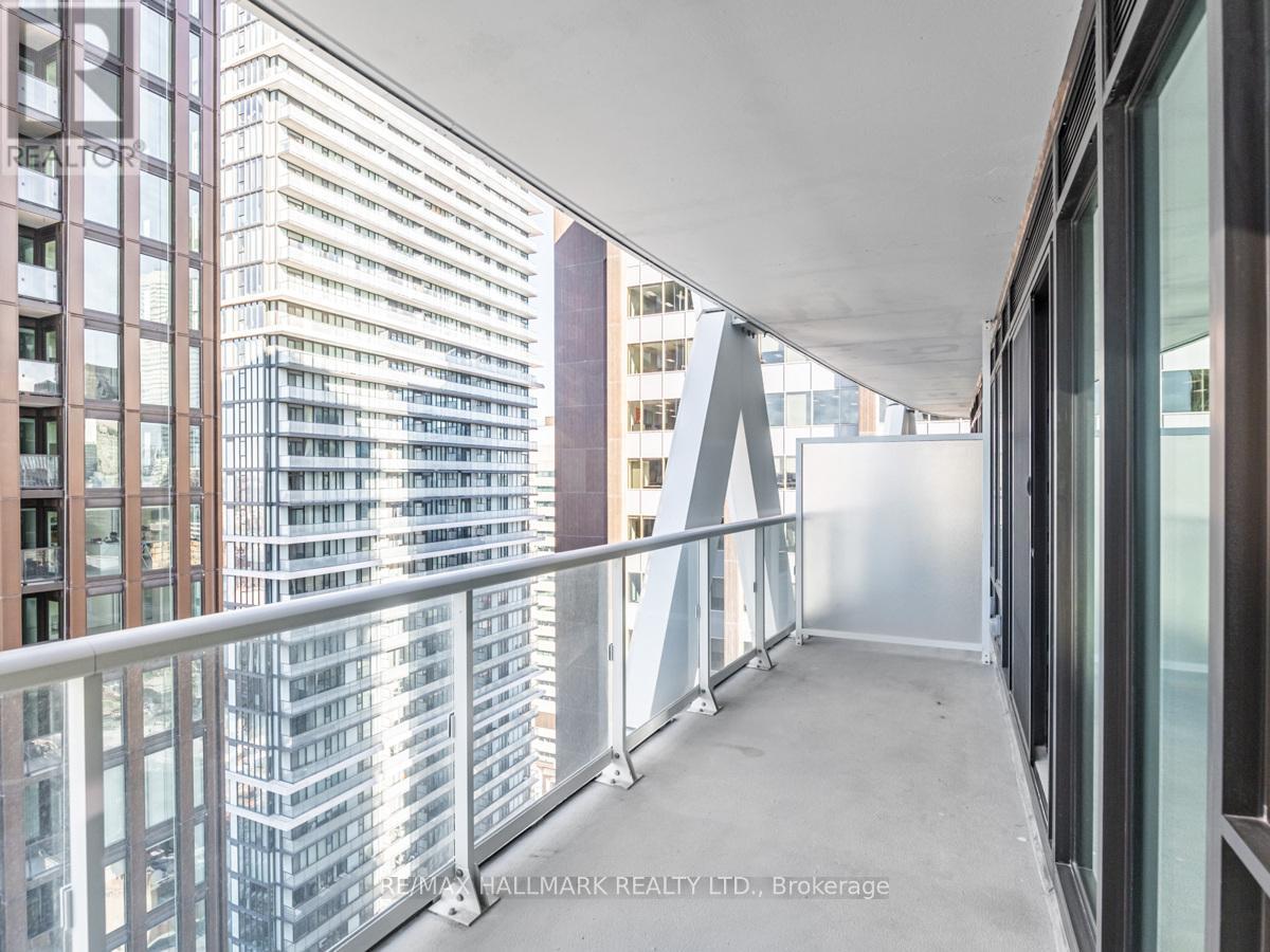 2411 - 230 Simcoe Street, Toronto, Ontario  M5T 0E2 - Photo 25 - C12143735
