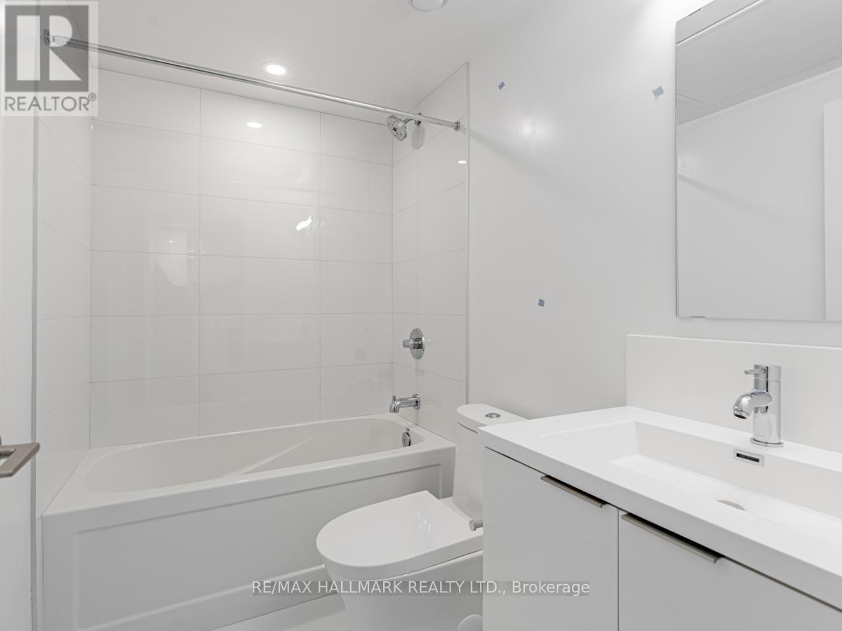 2411 - 230 Simcoe Street, Toronto, Ontario  M5T 0E2 - Photo 23 - C12143735