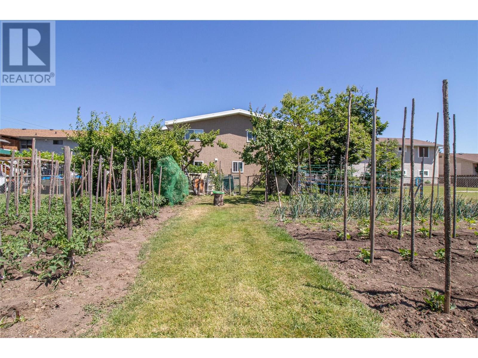 532 O'keefe Court, Kelowna, British Columbia  V1X 6B1 - Photo 41 - 10351542