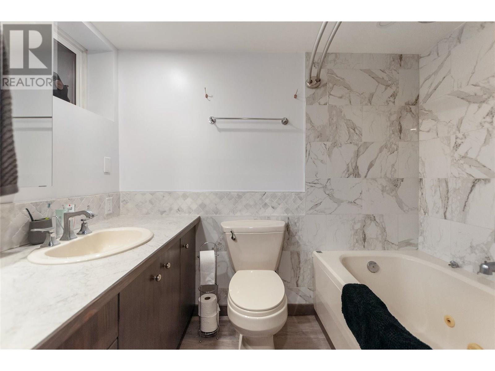 903 Newton Drive, Penticton, British Columbia  V2A 8Z4 - Photo 24 - 10340006