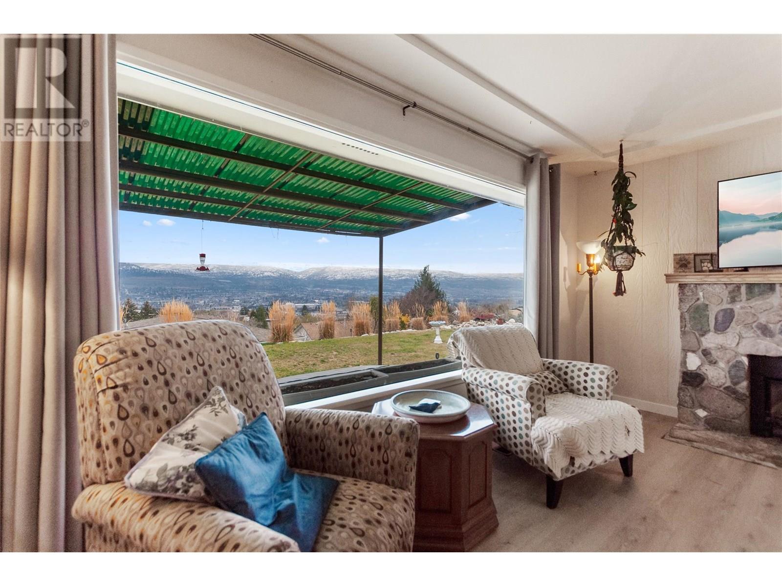 903 Newton Drive, Penticton, British Columbia  V2A 8Z4 - Photo 4 - 10340006