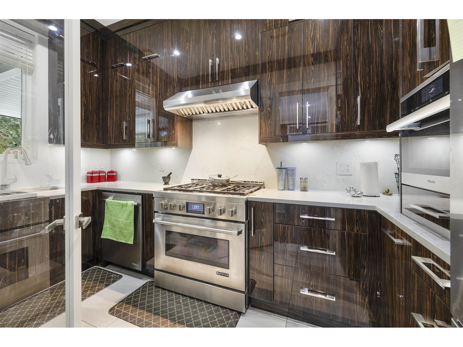8671 Galway Crescent, Surrey, British Columbia  V3W 6C8 - Photo 13 - R3011966