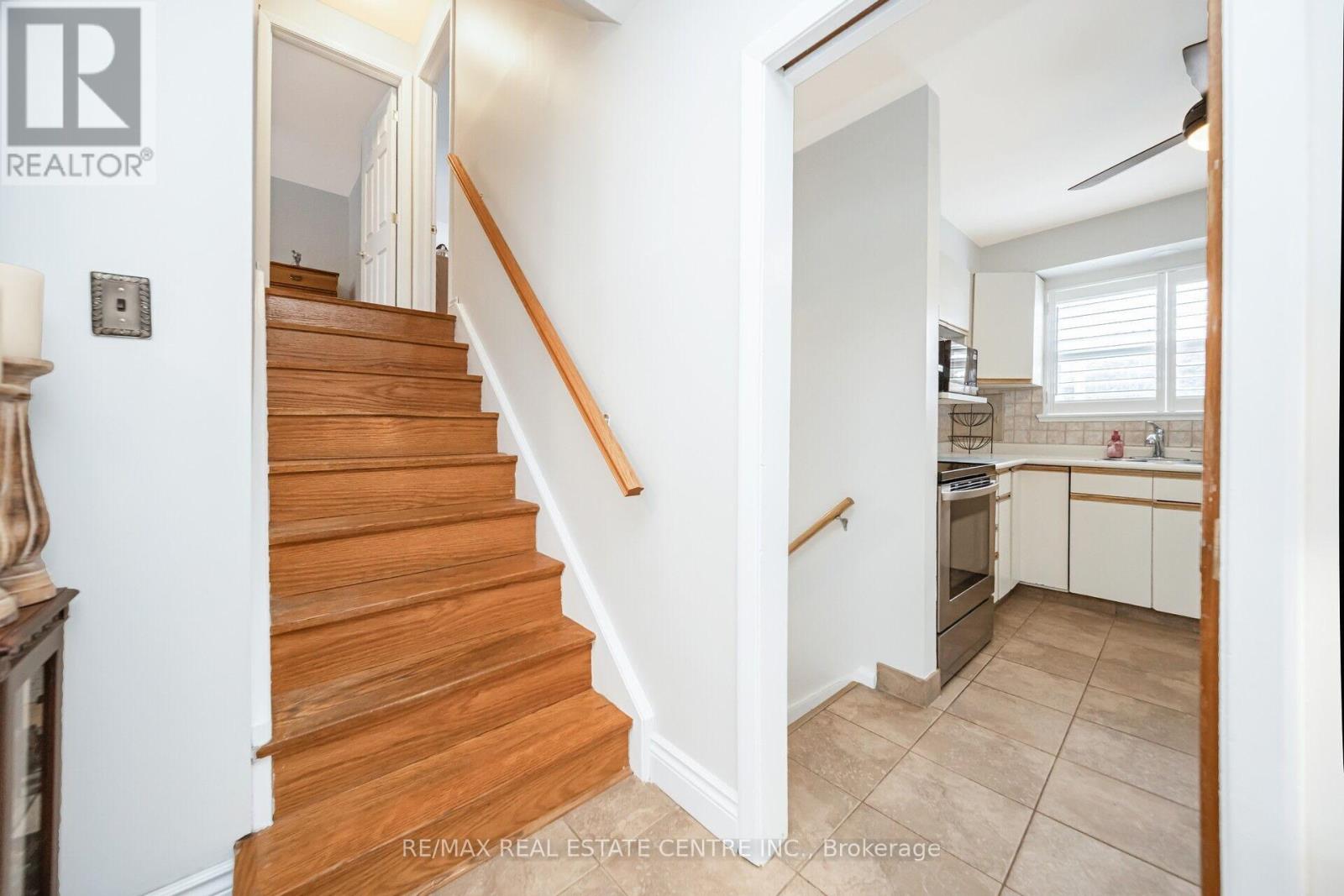 2 Chesterfield Road, Brampton, Ontario  L6W 1K9 - Photo 21 - W12171278