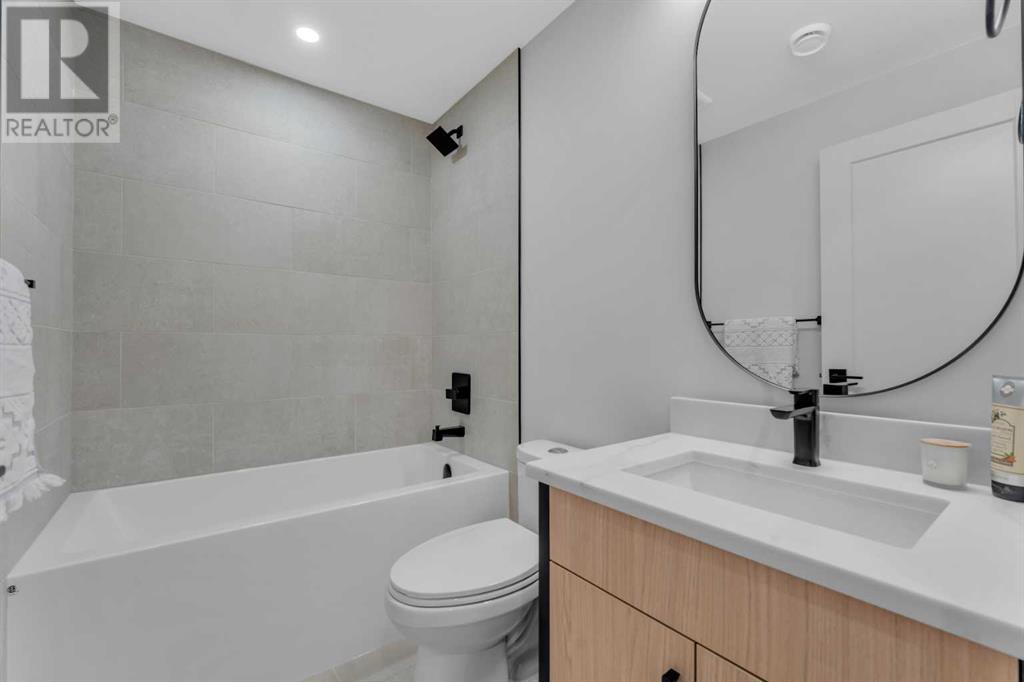 4807 Claret Street Nw, Calgary, Alberta  T2L 1B9 - Photo 21 - A2195317
