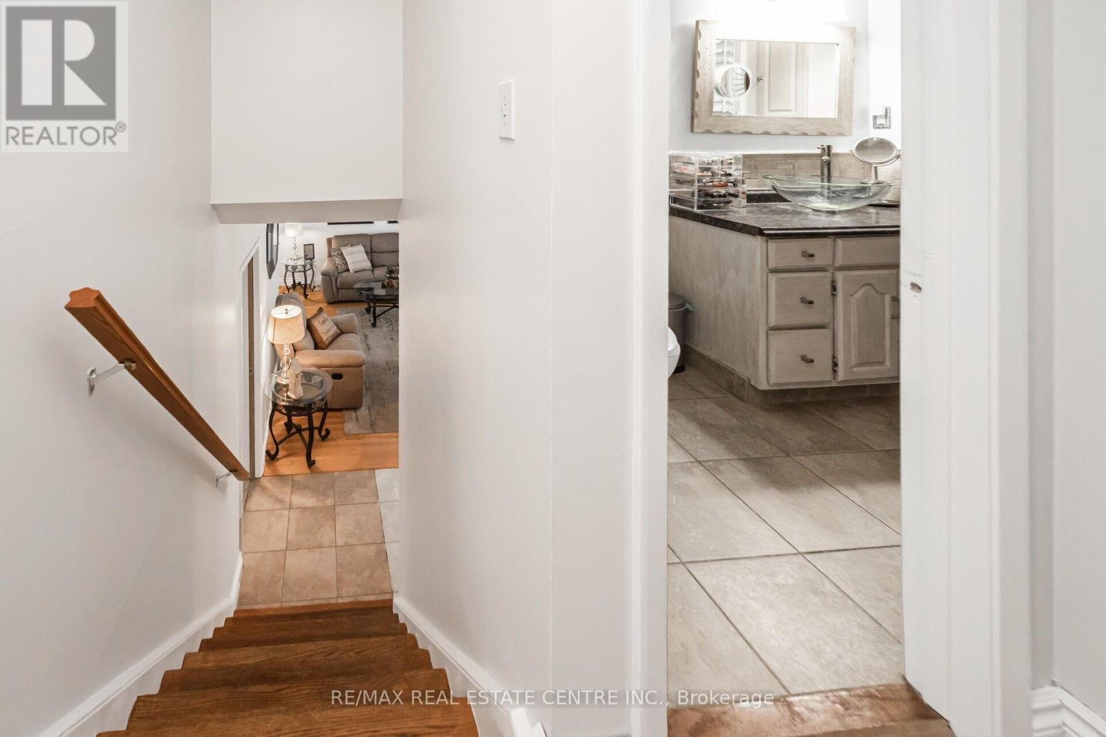 2 Chesterfield Road, Brampton, Ontario  L6W 1K9 - Photo 28 - W12171278
