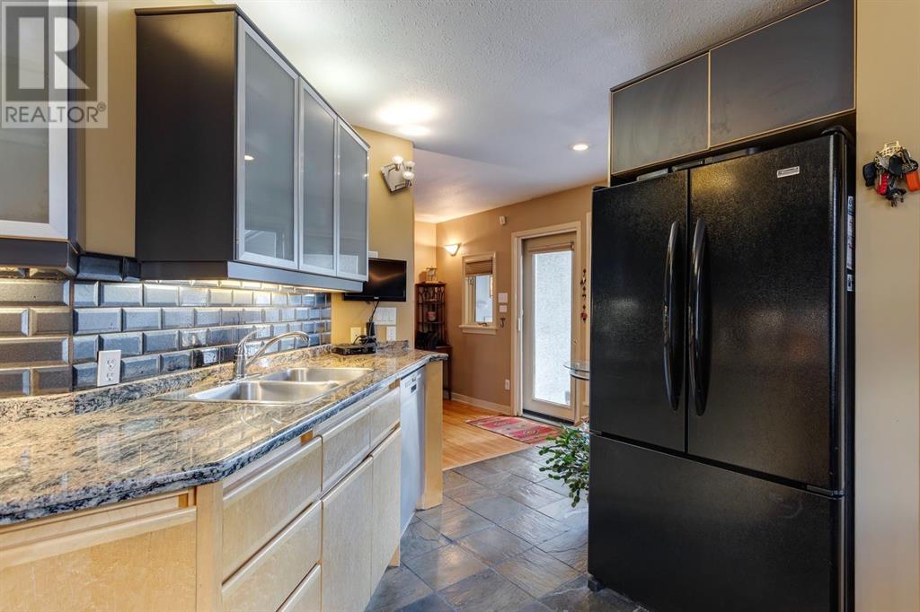 2009 22 Avenue Nw, Calgary, Alberta  T2M 1S1 - Photo 12 - A2225914