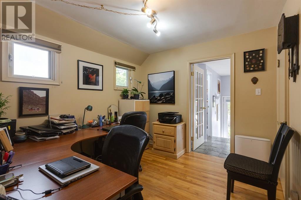 2009 22 Avenue Nw, Calgary, Alberta  T2M 1S1 - Photo 17 - A2225914