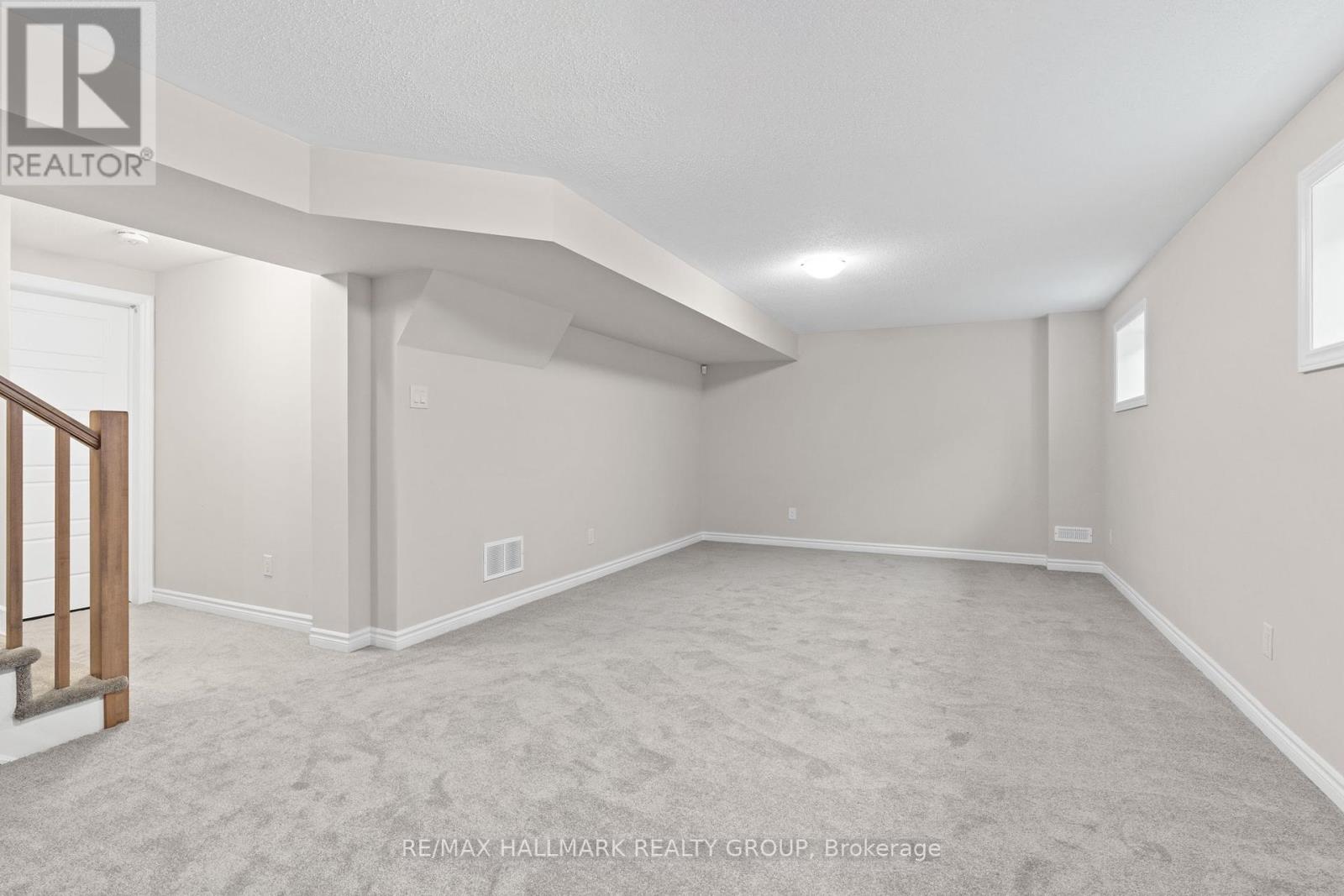 3000 Travertine Way, Ottawa, Ontario  K2J 6W5 - Photo 33 - X12213384