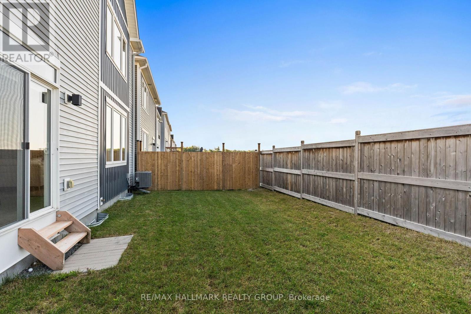 3000 Travertine Way, Ottawa, Ontario  K2J 6W5 - Photo 34 - X12213384