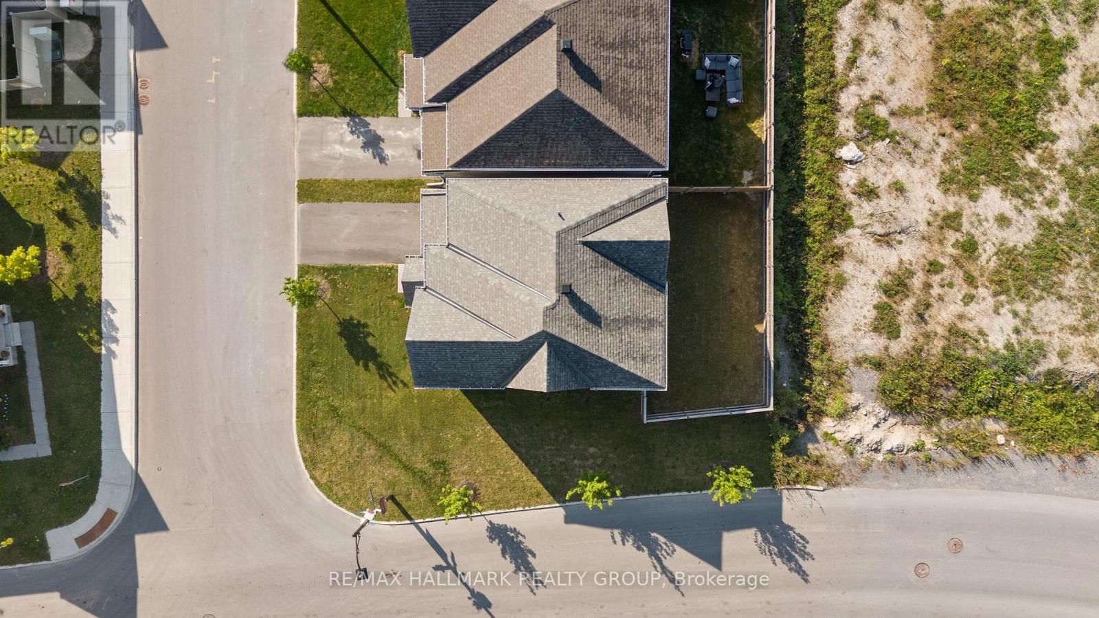 3000 Travertine Way, Ottawa, Ontario  K2J 6W5 - Photo 37 - X12213384