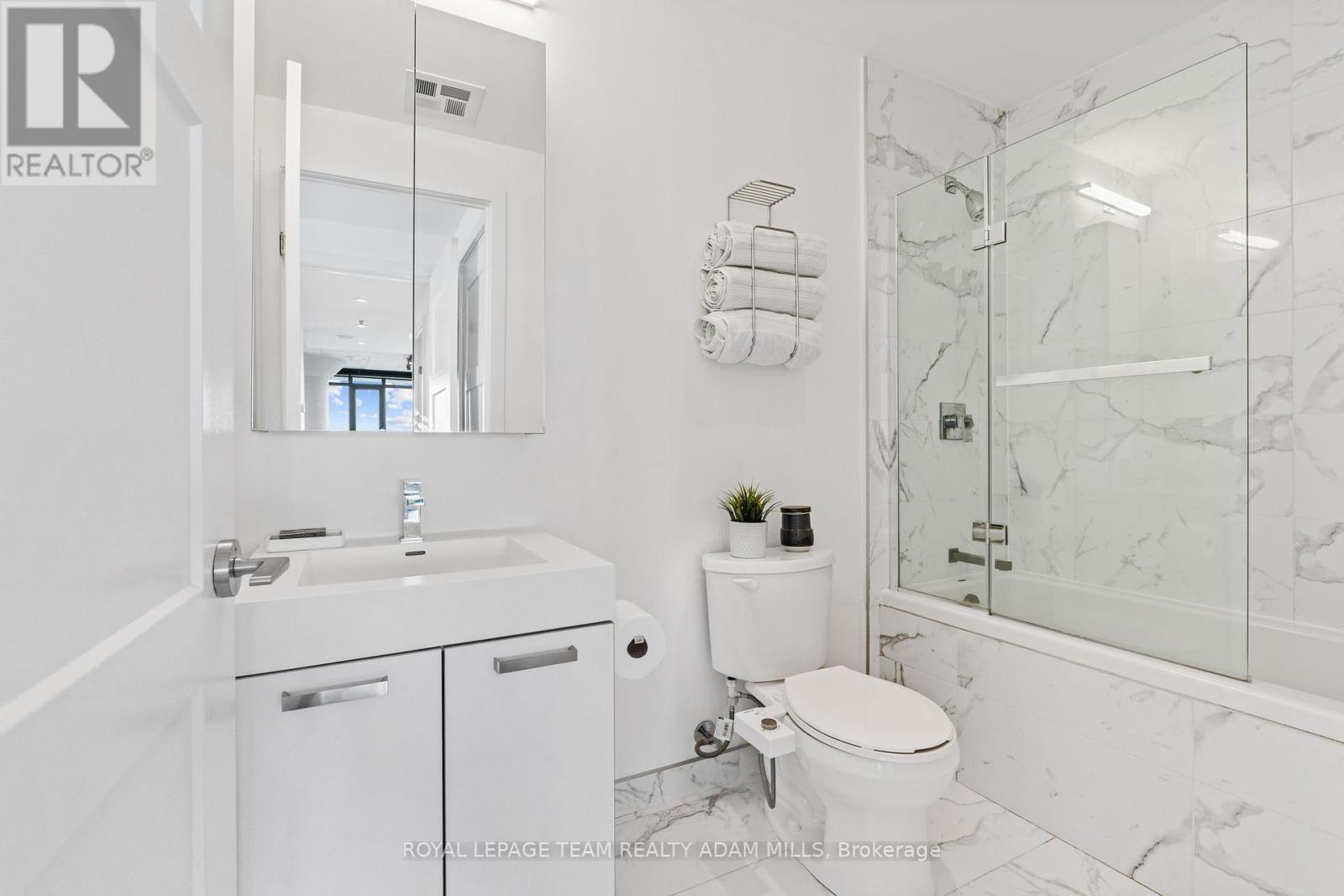 908 - 203 Catherine Street, Ottawa, Ontario  K2P 1J5 - Photo 27 - X12213399