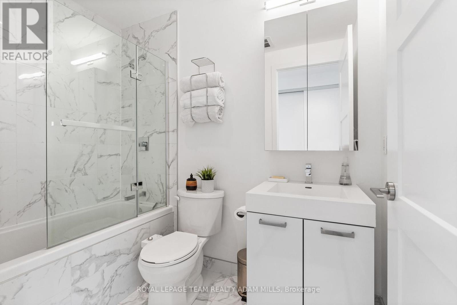 908 - 203 Catherine Street, Ottawa, Ontario  K2P 1J5 - Photo 31 - X12213399