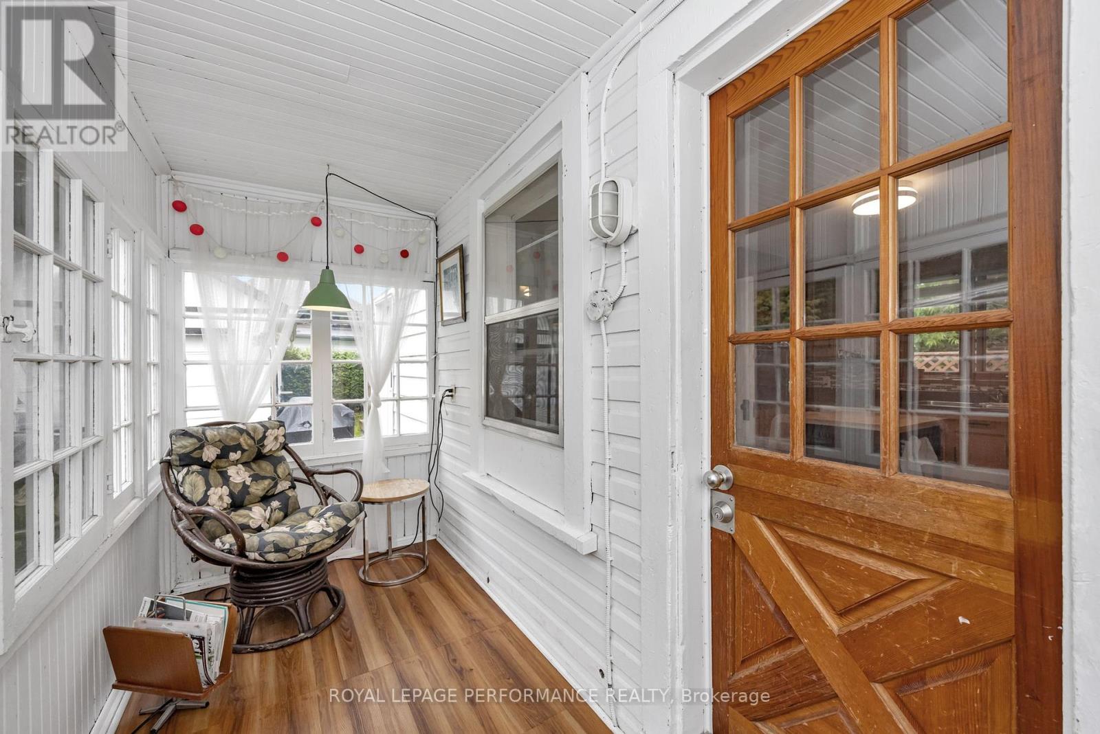 180 Dagmar Avenue, Ottawa, Ontario  K1L 5T2 - Photo 21 - X12213449