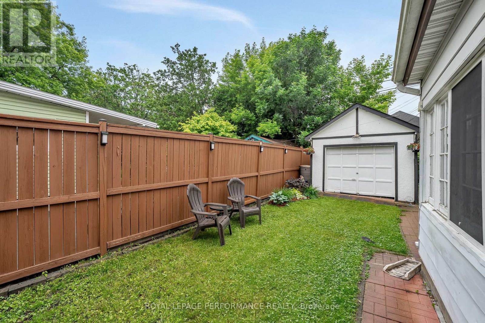 180 Dagmar Avenue, Ottawa, Ontario  K1L 5T2 - Photo 40 - X12213449