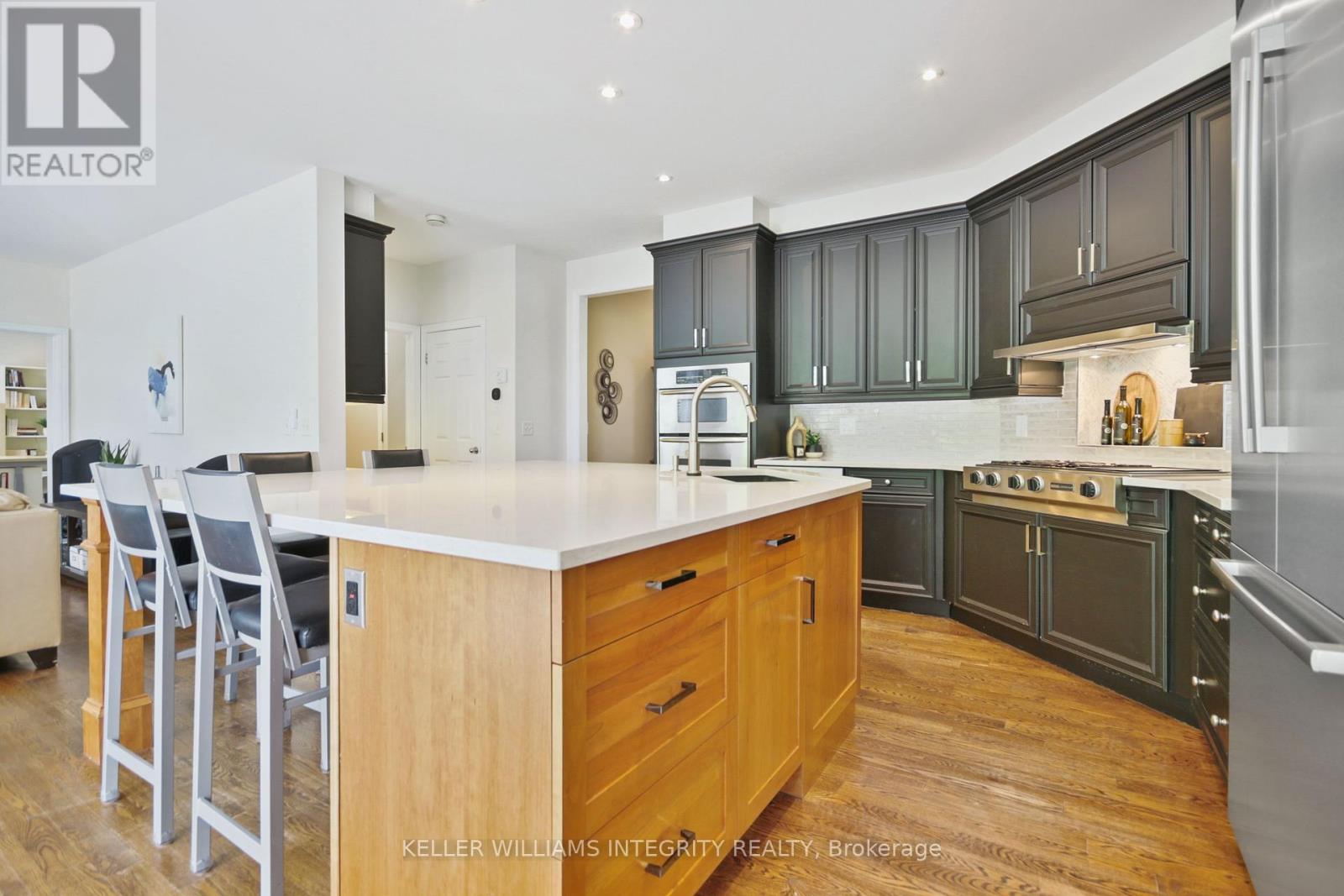 17 Feldspar Crescent, Ottawa, Ontario  K2S 1Y3 - Photo 12 - X12213458