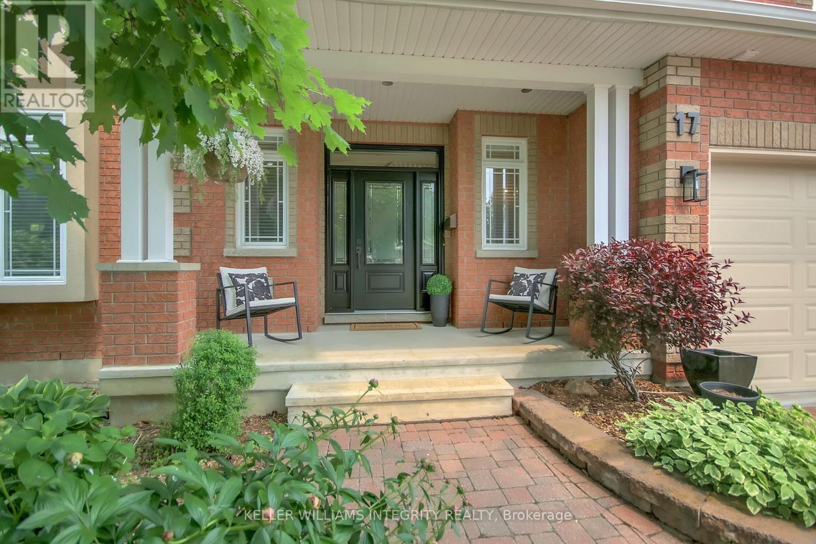 17 Feldspar Crescent, Ottawa, Ontario  K2S 1Y3 - Photo 2 - X12213458
