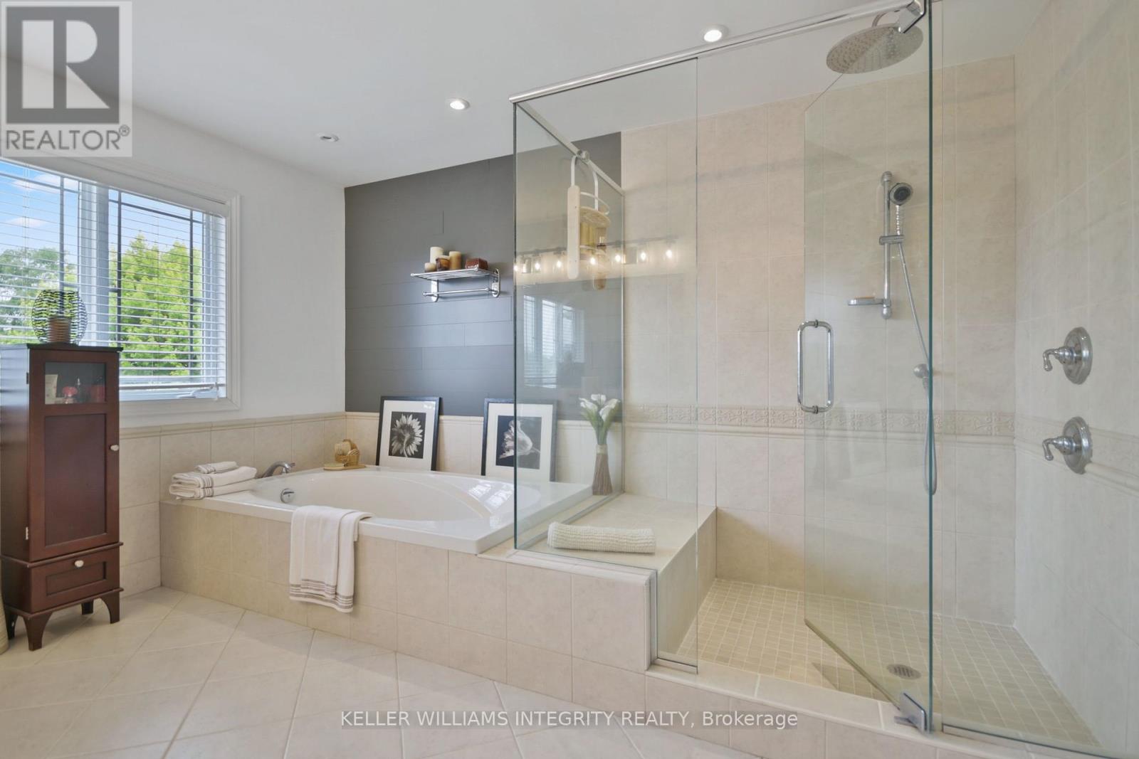 17 Feldspar Crescent, Ottawa, Ontario  K2S 1Y3 - Photo 27 - X12213458