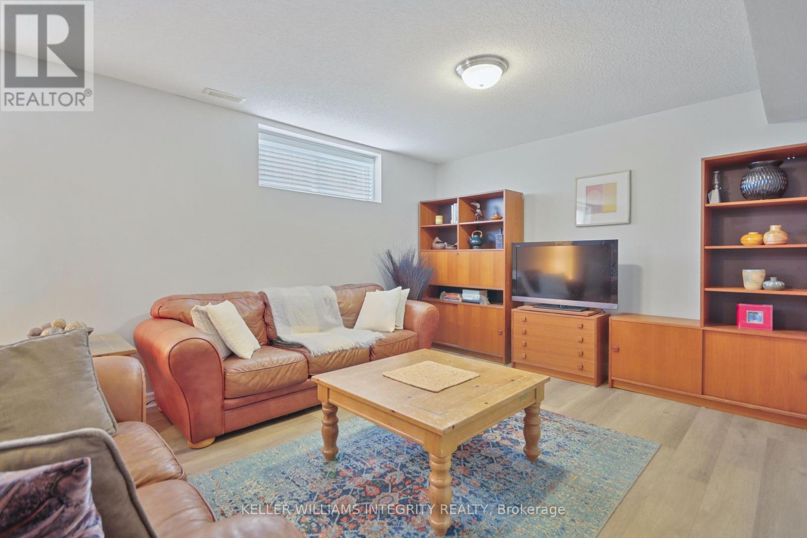 17 Feldspar Crescent, Ottawa, Ontario  K2S 1Y3 - Photo 38 - X12213458