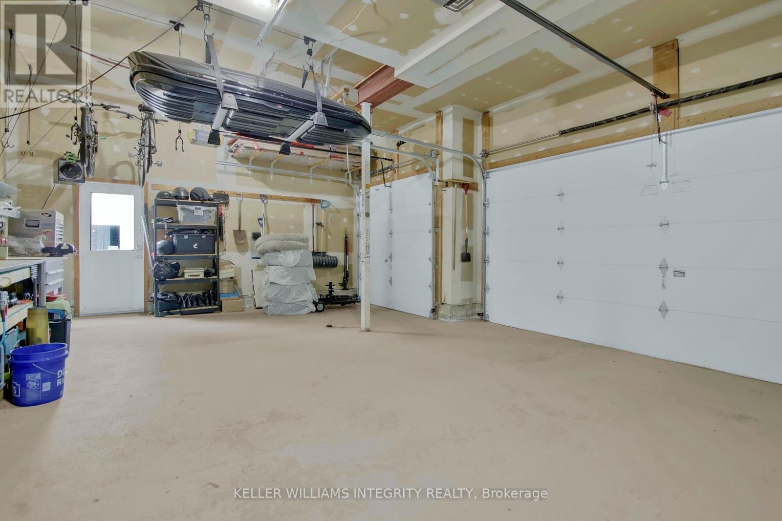 17 Feldspar Crescent, Ottawa, Ontario  K2S 1Y3 - Photo 39 - X12213458