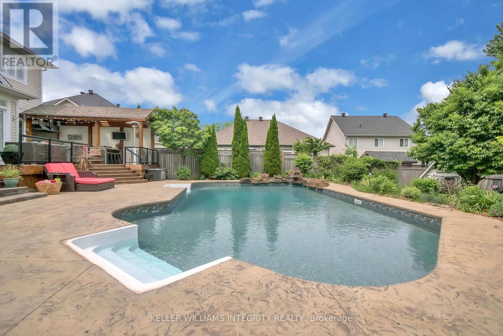 17 Feldspar Crescent, Ottawa, Ontario  K2S 1Y3 - Photo 43 - X12213458