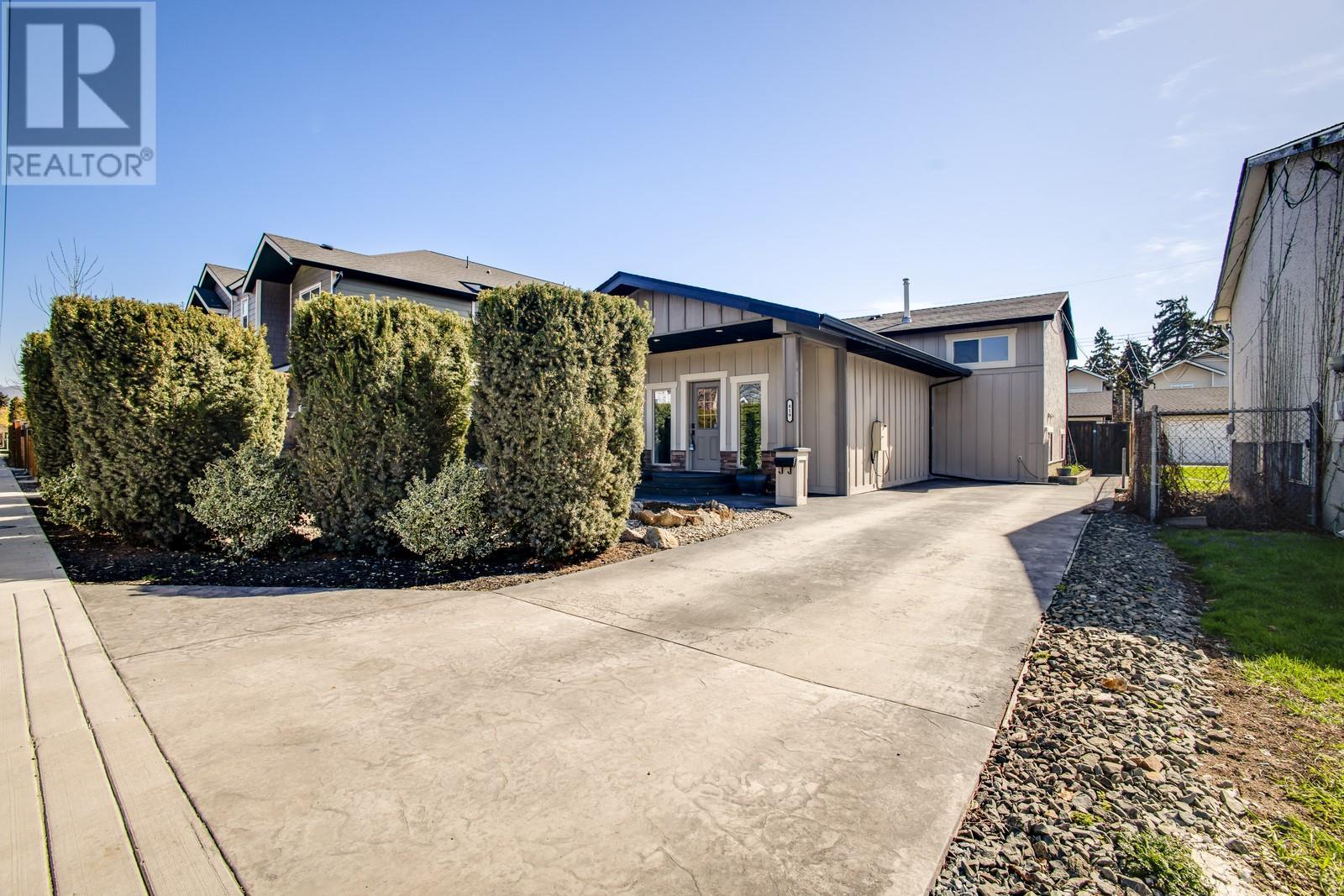 819 Cadder Avenue, Kelowna, British Columbia  V1Y 5N7 - Photo 3 - 10351783