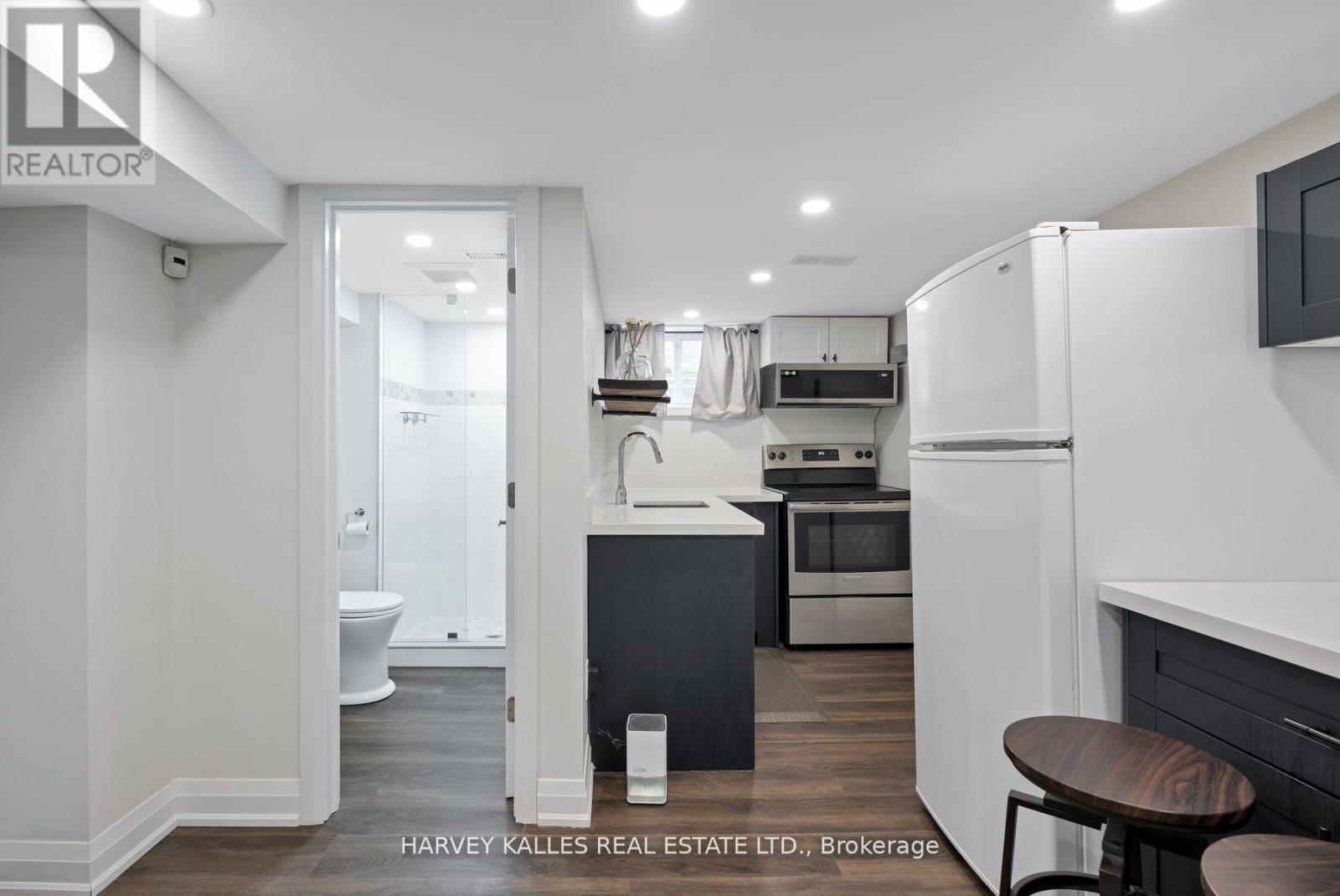 89 Charleswood Drive, Toronto, Ontario  M3H 1X5 - Photo 26 - C12212169