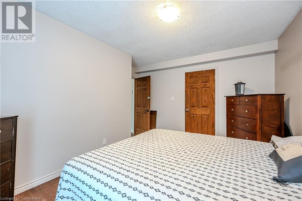 33 Glasgow Street, Kitchener, Ontario  N2G 2G6 - Photo 21 - 40740253